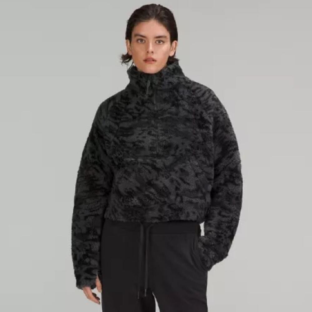 Lululemon Crop Scuba Oversized Fleece Camo